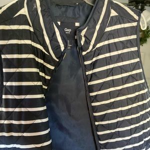 Gap vest
